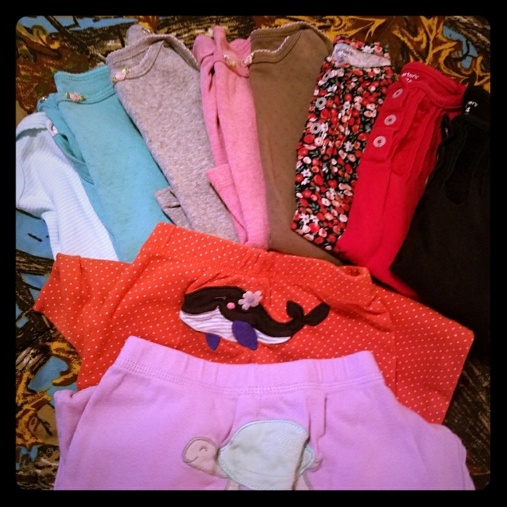 LOT 8 (24months) carters' long sleeve onesies