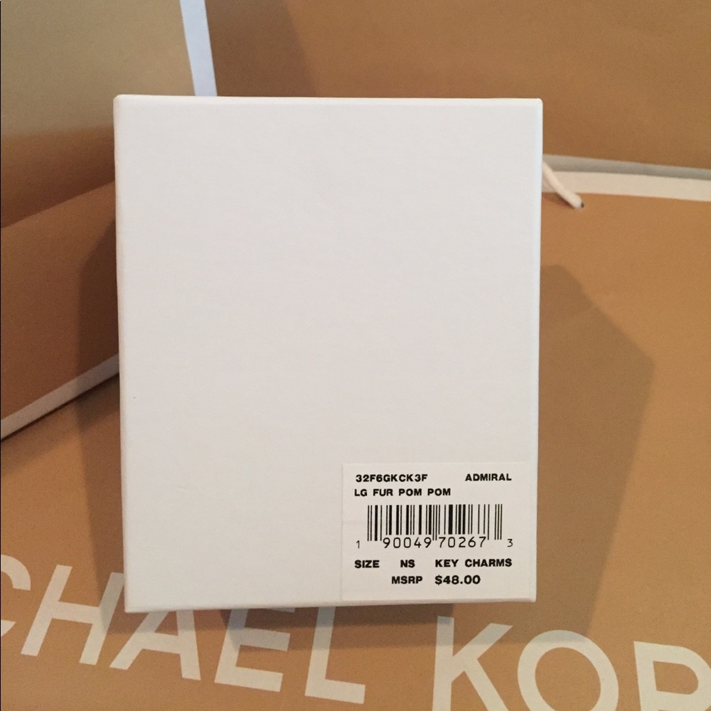 💐Last#1 🌹Michael Kors Large FurKey Charm Admiral - Picture 5 of 8