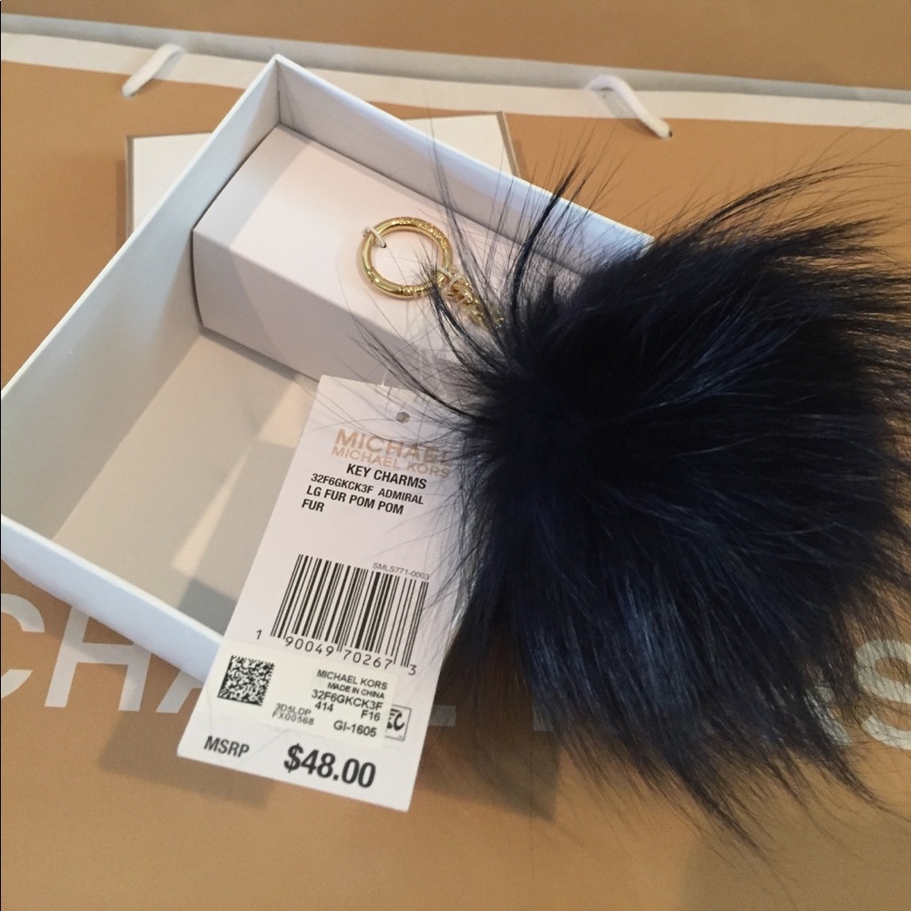 💐Last#1 🌹Michael Kors Large FurKey Charm Admiral - Picture 4 of 8