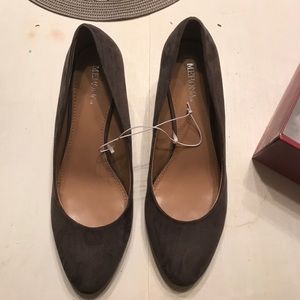Women's business wedge heel