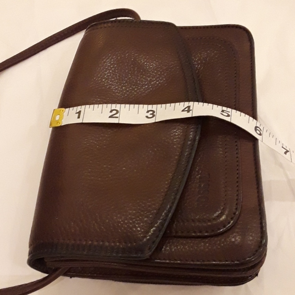 🎉SALE 🎉Fossil Leather Crossbody - Picture 7 of 8