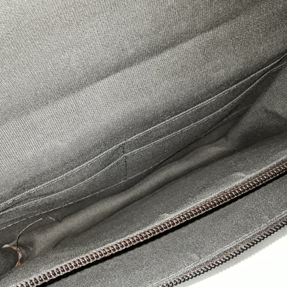 🎉SALE 🎉Fossil Leather Crossbody - Picture 3 of 8