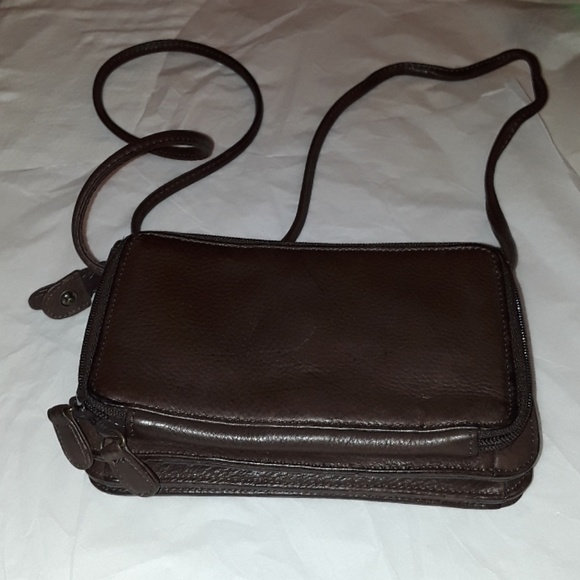 🎉SALE 🎉Fossil Leather Crossbody - Picture 5 of 8