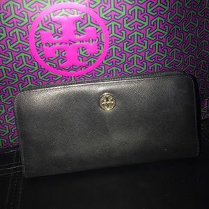 Tory Burch continental wallet