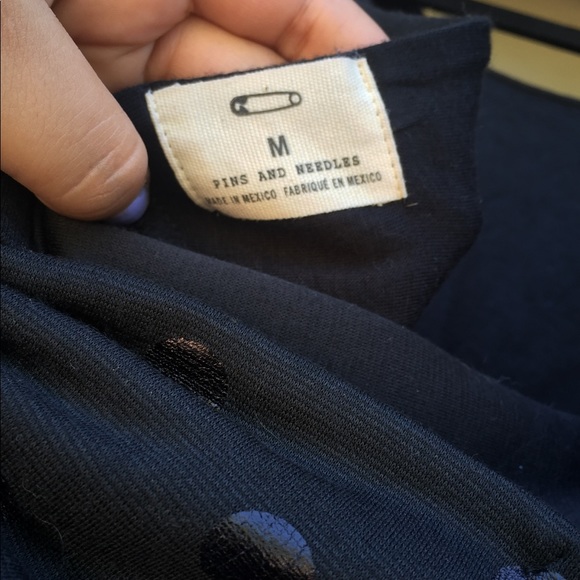 Black peplum tank top with low back - Picture 3 of 3