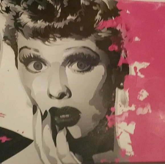 Meet your Posher, Amber - Picture 1 of 1