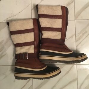 HELEN OF TUNDRA SOREL BOOTS!