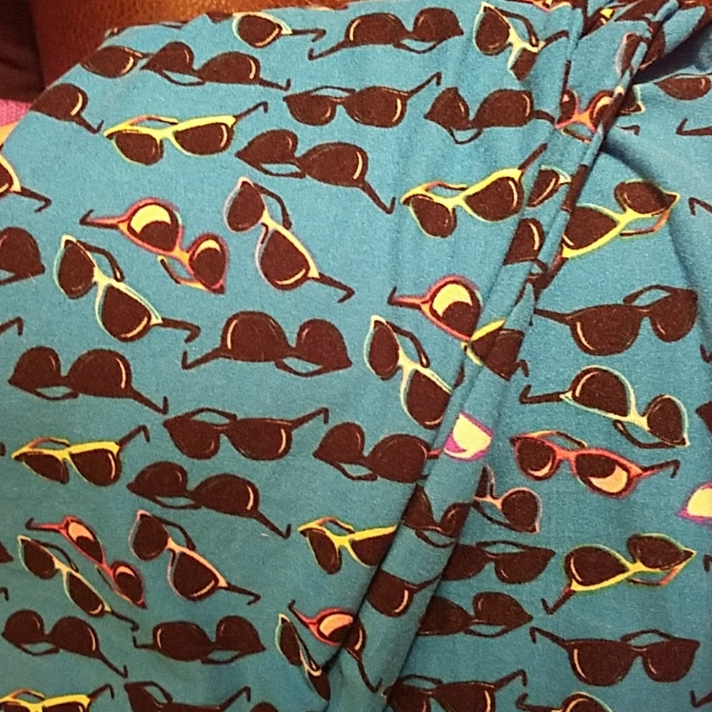 LuLaRoe OS leggings Sunglasses!