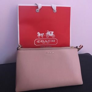 Coach Kylie crossbody