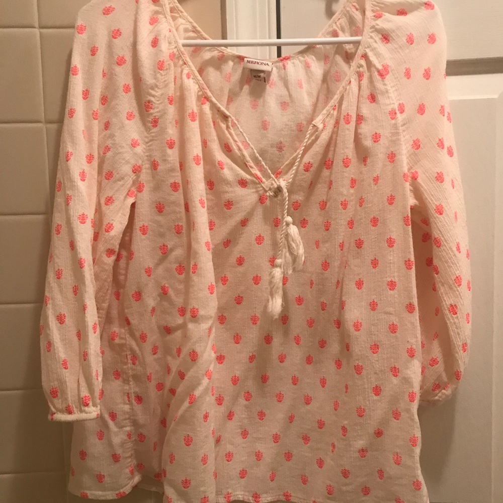 Pineapple shirt
