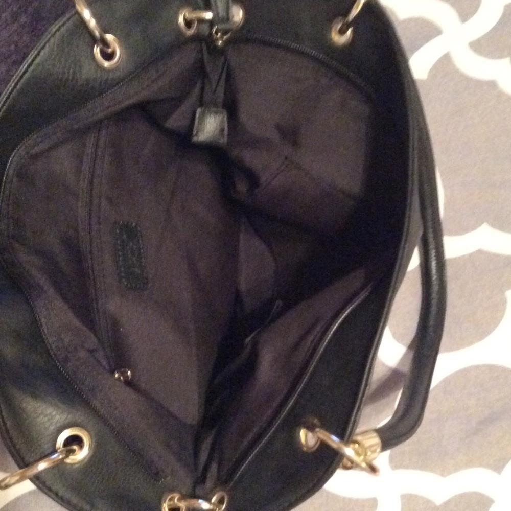 Apt.9 purse - Picture 3 of 4