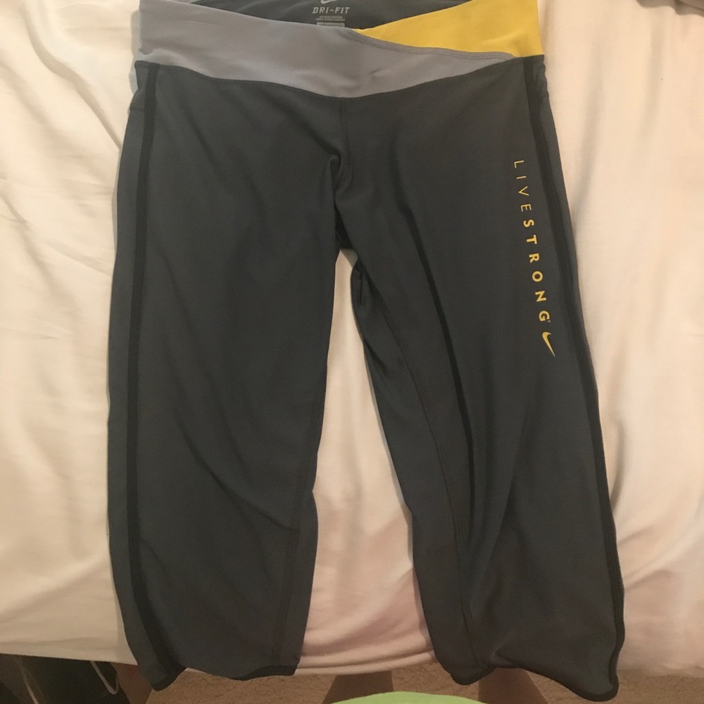 Nike leggings