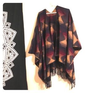 Soft western print poncho.