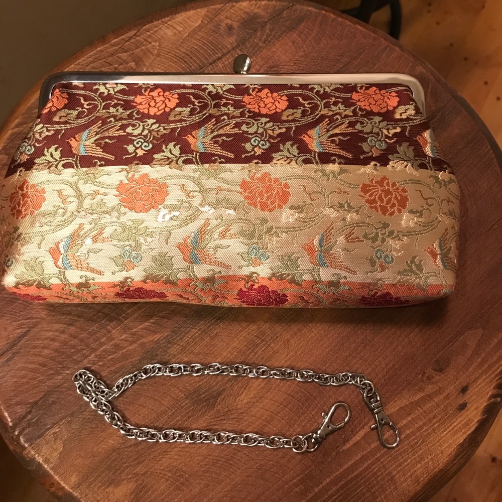 Clutch with removable silver chain