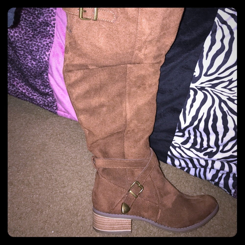 Merona riding boots     Brand new never worn