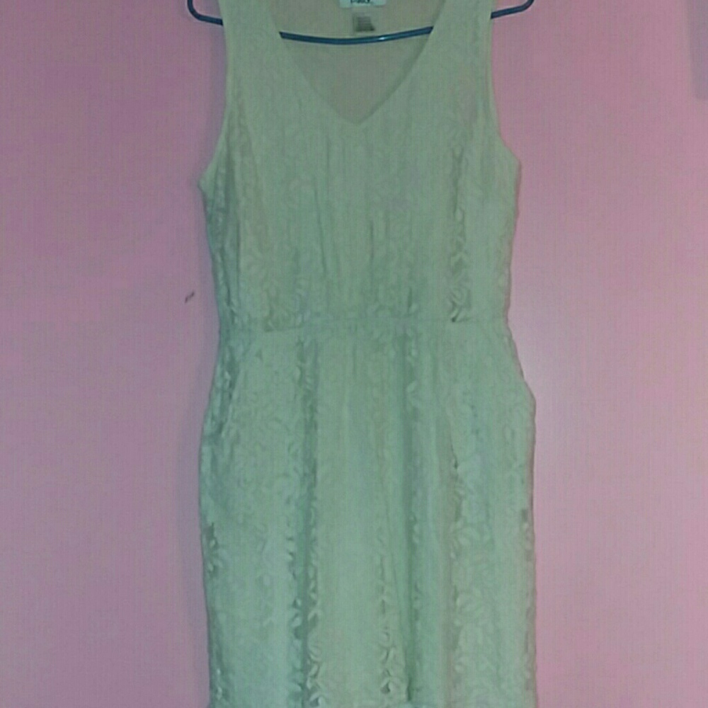 White summer floral pattern dress!