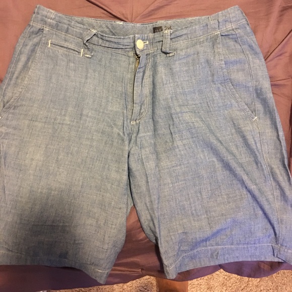 Chambray shorts - Picture 2 of 2