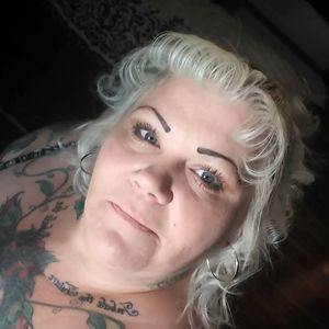 Meet your Posher, Cynthia