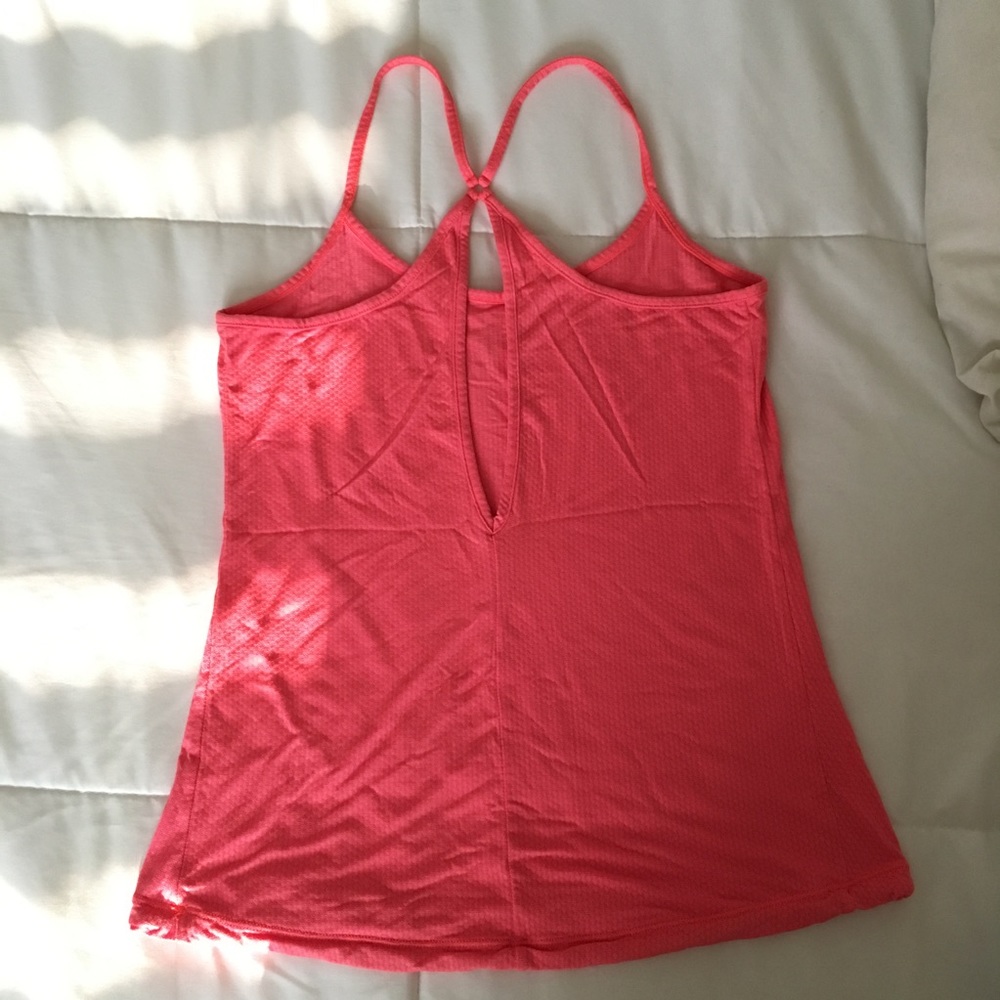 Lorna Jane Excel Tank - Picture 2 of 4