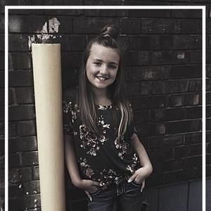 Meet your Posher, Tiffany