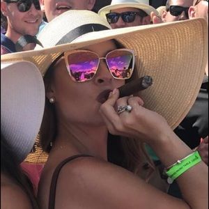 Meet your Posher, Kelsey