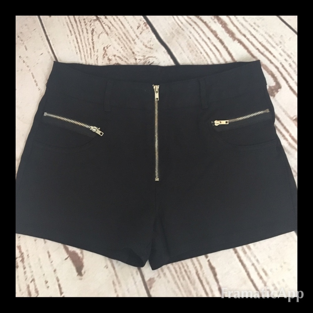 Junior's Fashion Stretchy Shorts.