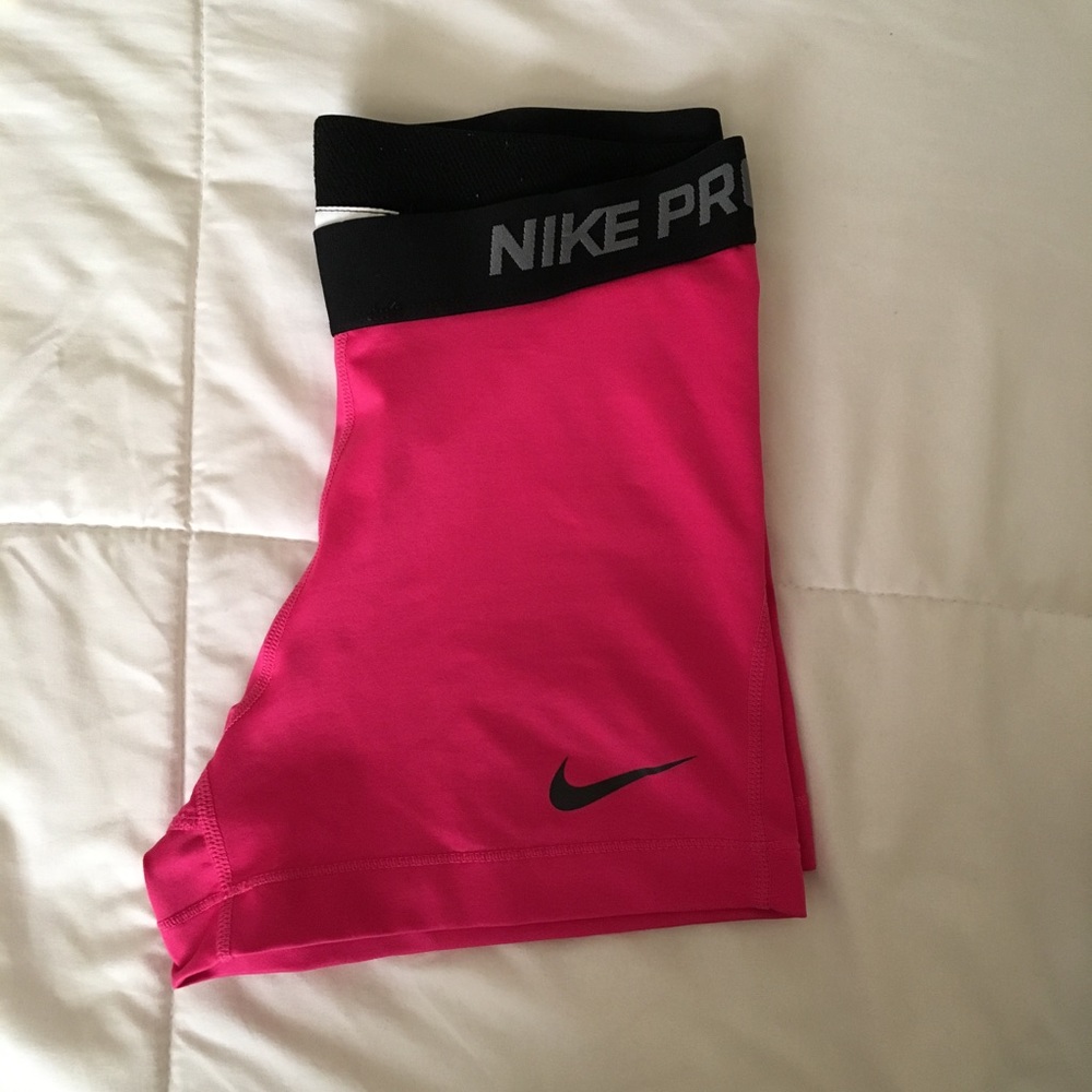 Nike Pro Dri-Fit Shorts - Picture 2 of 6