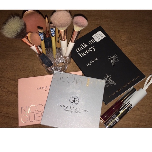 best package I've ever received 😍😍- @skylarstarr - Picture 5 of 6