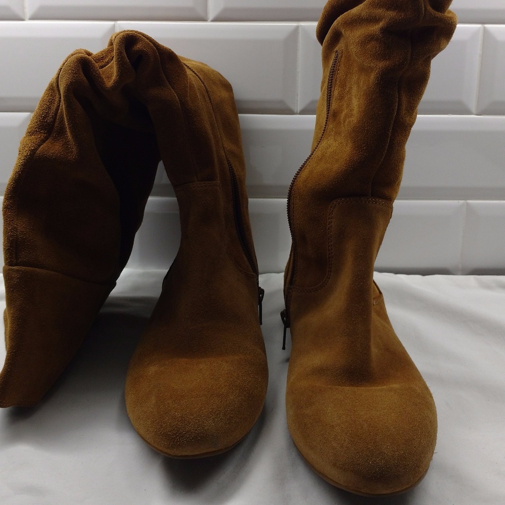 Banana Republic Suede Boots New w/ Box
