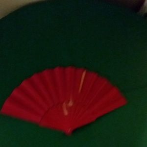 Red fan