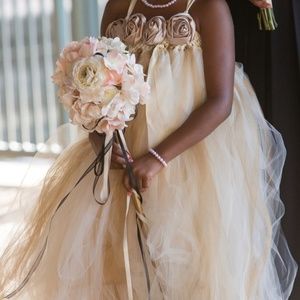 Flower Girl Tulle Dress w/Flower Wand