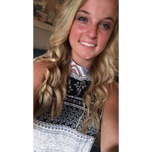 Meet your Posher, Nicole