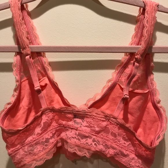 Aerie pink lace bralette - Picture 2 of 3