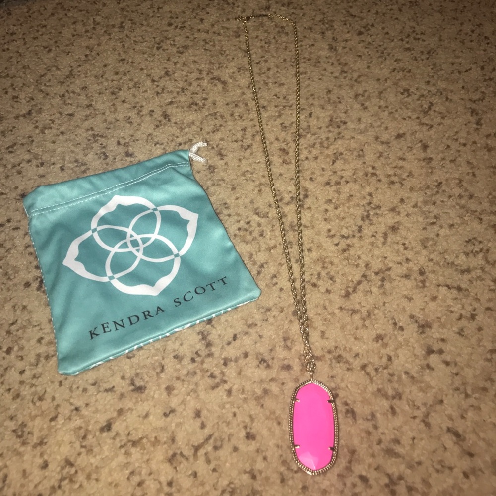 Kendra Scott long necklace