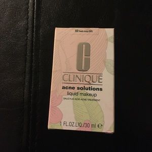 Clinique acne solutions foundation in fresh ivory
