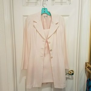 Classic bebe mini dress suit