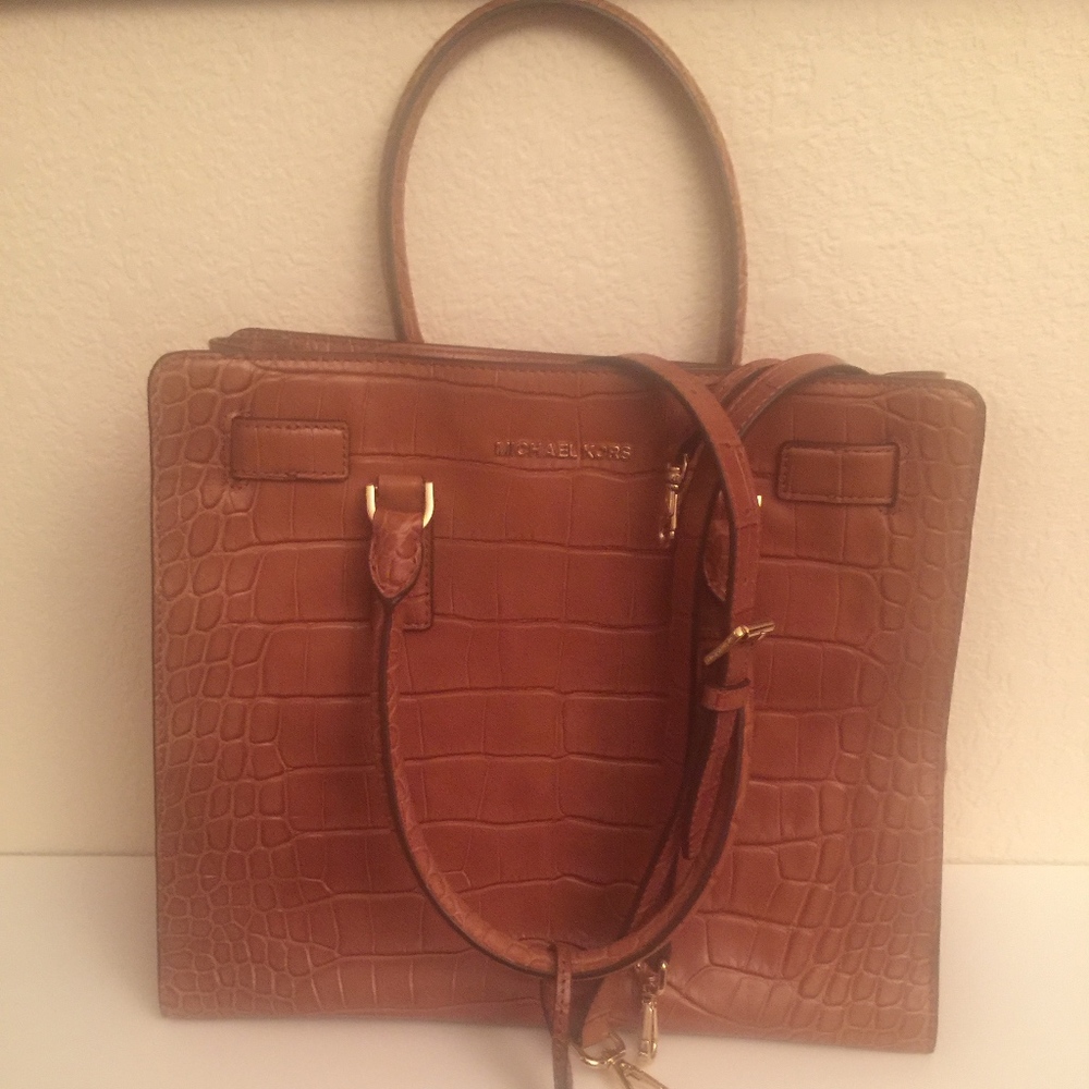 Ooh Michael Kors Dillon Crocodile EmbossedSatchel