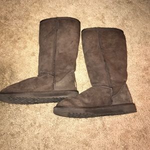Women's Brown Ugg Boots Gently Used Size 7