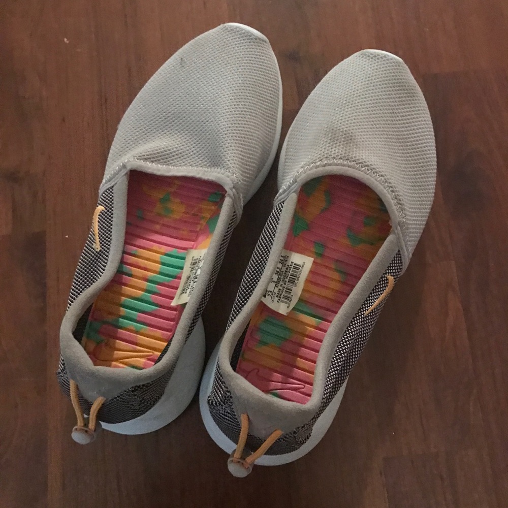 Nike Roshe slip ons.