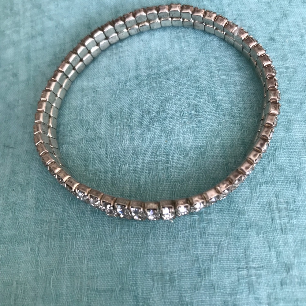 Lovely diamond bracelet