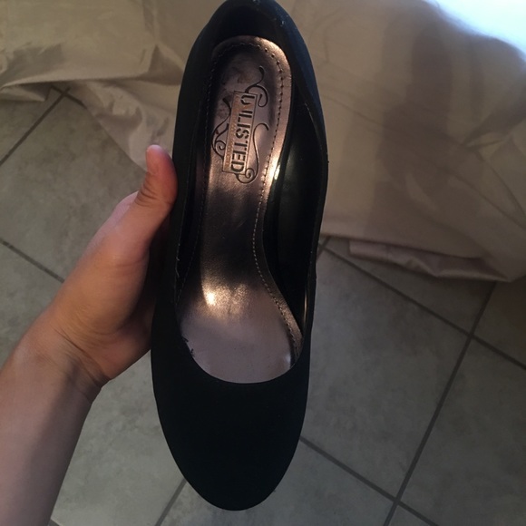 Heels - Picture 5 of 5