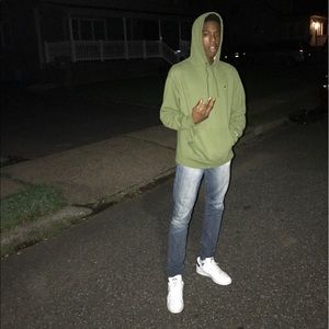 Meet your Posher, Xavier