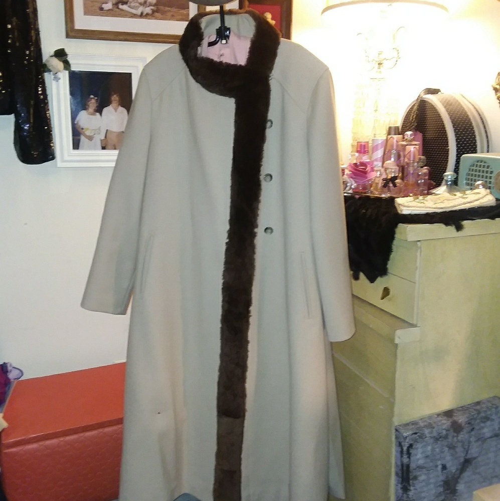 Circa 1950s Mink trimmed coat
