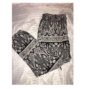 Charlotte Russe Pants with pockets!