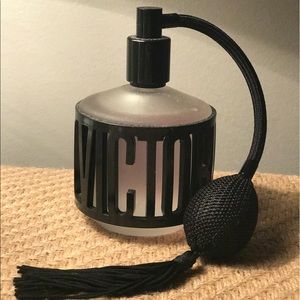 Like Brand New: Victoria Secret Love Me Perfume