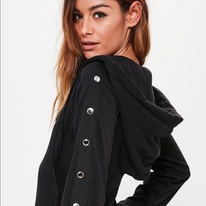 LONDUNN X MISSGUIDED CROP HOODIE BLACK