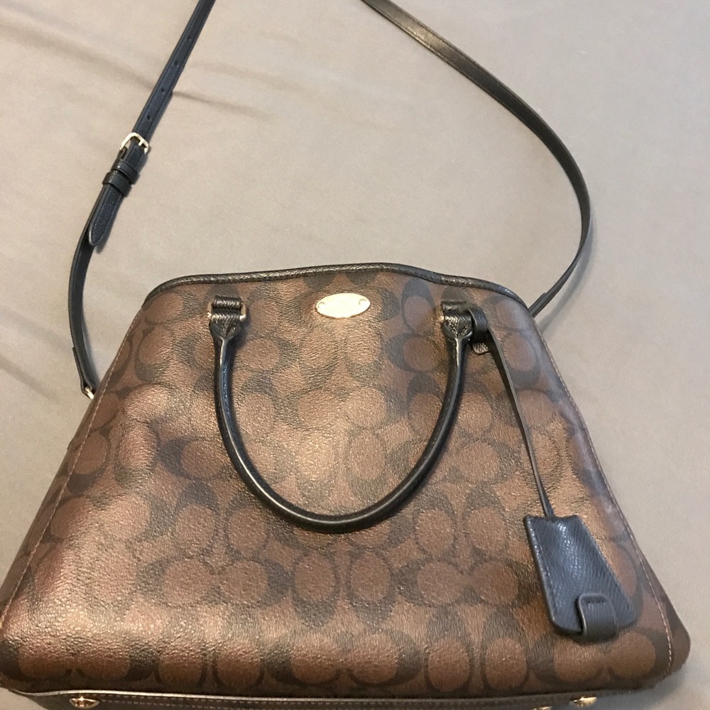 Authentic COACH bag in great condition! - Picture 4 of 5