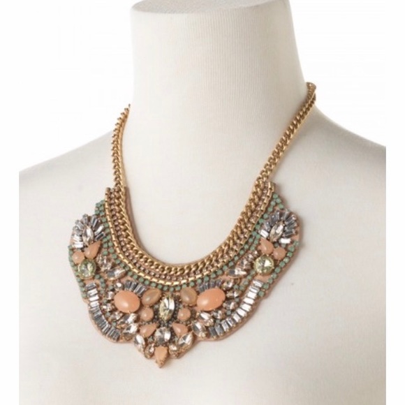 Statement Necklace - Picture 1 of 3