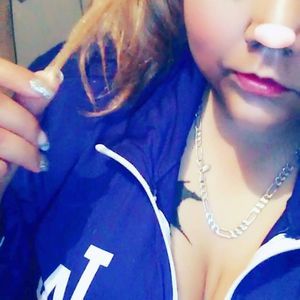 Meet your Posher, Iris