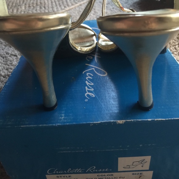 Gold Metallic Heels - Picture 3 of 5